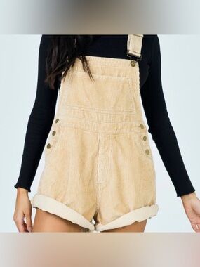Princess Polly Cream Corduroy Overall Shorts Romper-Size 6 *like NEW*